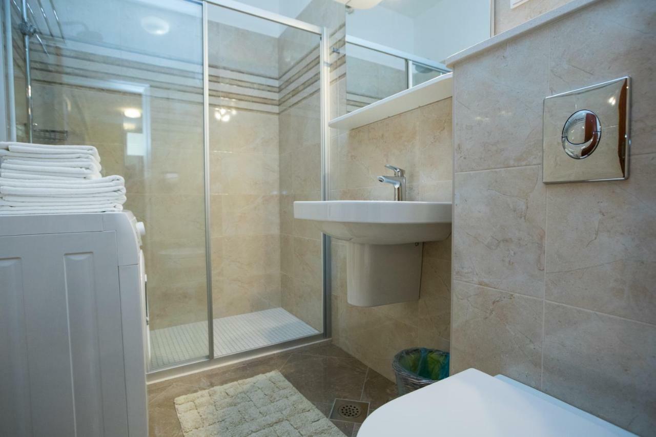 Ploce Marina Apartamento